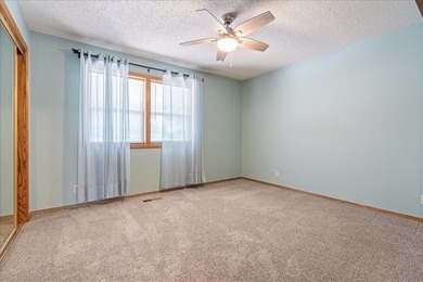 Discover this charming two bedroom town home nestled on Holiday on Holiday Island Executive Golf Course in Arkansas - for sale on GolfHomes.com, golf home, golf lot