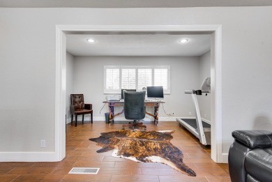 LOW MAINTENANCE BEAUTY ON THE BOULEVARD! STUNNING MODERN on Green Tree Country Club in Texas - for sale on GolfHomes.com, golf home, golf lot