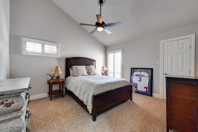 LOW MAINTENANCE BEAUTY ON THE BOULEVARD! STUNNING MODERN on Green Tree Country Club in Texas - for sale on GolfHomes.com, golf home, golf lot
