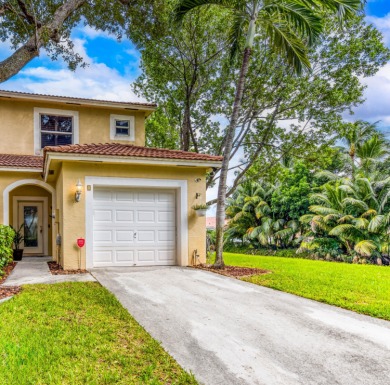 Don't miss the opportunity to own this beautiful 3 bedroom, 2.5 on  in Florida - for sale on GolfHomes.com, golf home, golf lot
