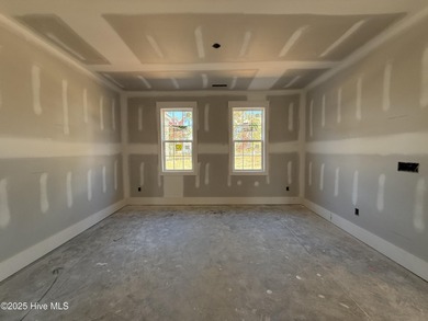 LIMITED TIME INCENTIVES! the builder is offering an incredible on Kings Grant Golf and Country Club in North Carolina - for sale on GolfHomes.com, golf home, golf lot