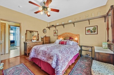 Turnkey Single Story!! Discover this pristine 2 bed, 2 bath home on Highland Falls Golf Club in Nevada - for sale on GolfHomes.com, golf home, golf lot