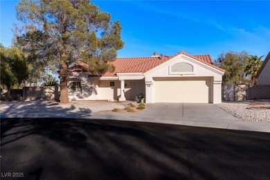 Beautiful Single Family 2 Bedrooms, 2 Baths, 2 Car Garage home on Highland Falls Golf Club in Nevada - for sale on GolfHomes.com, golf home, golf lot