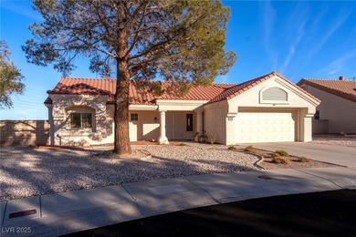 Beautiful Single Family 2 Bedrooms, 2 Baths, 2 Car Garage home on Highland Falls Golf Club in Nevada - for sale on GolfHomes.com, golf home, golf lot