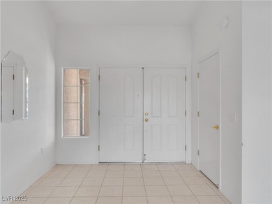 Beautiful Single Family 2 Bedrooms, 2 Baths, 2 Car Garage home on Highland Falls Golf Club in Nevada - for sale on GolfHomes.com, golf home, golf lot