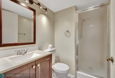 Move-in-ready 2-bed, 2-bath condo. Enjoy the benefits of a on Boca Dunes Golf and Country Club in Florida - for sale on GolfHomes.com, golf home, golf lot