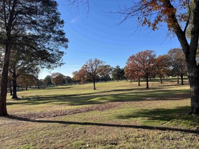 This stunning property boasts almost 5000 sq ft sitting in on Searcy Country Club in Arkansas - for sale on GolfHomes.com, golf home, golf lot