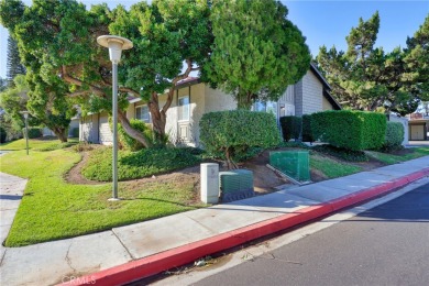 Welcome to this beautiful 1,363 sq ft single-story condo in the on Jurupa Hills Country Club in California - for sale on GolfHomes.com, golf home, golf lot