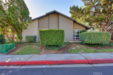 Welcome to this beautiful 1,363 sq ft single-story condo in the on Jurupa Hills Country Club in California - for sale on GolfHomes.com, golf home, golf lot