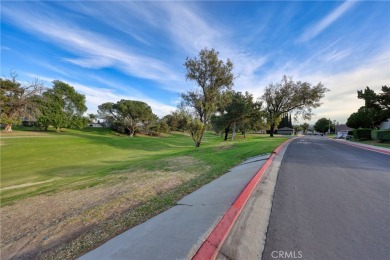 Welcome to this beautiful 1,363 sq ft single-story condo in the on Jurupa Hills Country Club in California - for sale on GolfHomes.com, golf home, golf lot