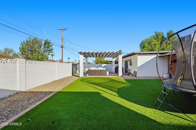 WOW! This is the ONE!  This beautiful home features a large open on Scottsdale Shadows in Arizona - for sale on GolfHomes.com, golf home, golf lot