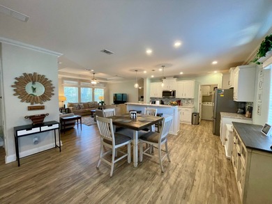 This 3 Bedroom 2 Bath home has been meticulously kept and is on Water Oak Country Club Estates in Florida - for sale on GolfHomes.com, golf home, golf lot