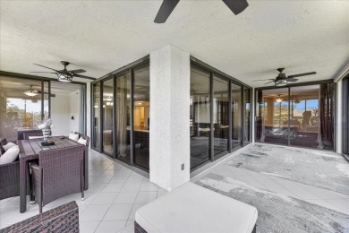 Freshly Painted, Laminate Floors Built-in Bar. Kitchen with on Boca Pointe Country Club in Florida - for sale on GolfHomes.com, golf home, golf lot