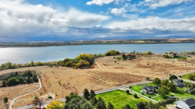 Brilliant newer home with views of the golf course & Boise front on Hunters Point Golf Club in Idaho - for sale on GolfHomes.com, golf home, golf lot