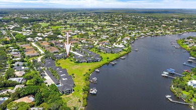 MOTIVATED SELLER! Step into this beautifully reimagined on Turtle Creek Club in Florida - for sale on GolfHomes.com, golf home, golf lot