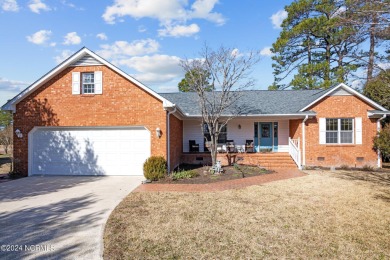 PRICE REDUCTION!  MOTIVATED SELLER! SCHEDULE YOUR SHOWING TO on Harbour Point Golf Club in North Carolina - for sale on GolfHomes.com, golf home, golf lot