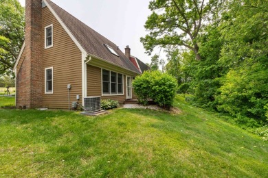 Absolutely charming and beautifully updated 2 bed, 1.5 bath on Eagle Ridge Inn and Resort in Illinois - for sale on GolfHomes.com, golf home, golf lot