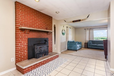 Ranch home on over 3 acres in Big Walnut Schools backing to on Rattlesnake Ridge Golf Club in Ohio - for sale on GolfHomes.com, golf home, golf lot