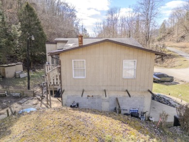 Charming 4-Bedroom Home on 3.52 Acres - 866 Cotton Bend Rd on Big Hickory Golf Course in Kentucky - for sale on GolfHomes.com, golf home, golf lot