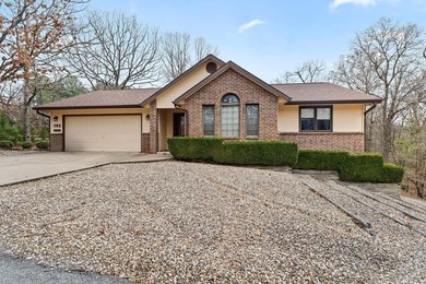 Corner lot in a fantastic location - just a half mile (or 2 on Bella Vista Country Club - Highlands in Arkansas - for sale on GolfHomes.com, golf home, golf lot