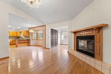 Corner lot in a fantastic location - just a half mile (or 2 on Bella Vista Country Club - Highlands in Arkansas - for sale on GolfHomes.com, golf home, golf lot