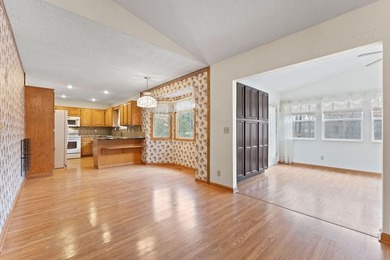 Corner lot in a fantastic location - just a half mile (or 2 on Bella Vista Country Club - Highlands in Arkansas - for sale on GolfHomes.com, golf home, golf lot