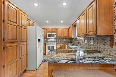 Corner lot in a fantastic location - just a half mile (or 2 on Bella Vista Country Club - Highlands in Arkansas - for sale on GolfHomes.com, golf home, golf lot