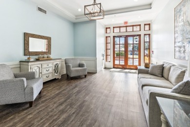 PREMIER LOCATION! Located in the entrance tower with a large on Sandestin Golf and Beach Resort - Raven in Florida - for sale on GolfHomes.com, golf home, golf lot
