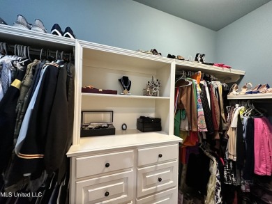 Looking for a great location and quiet street in Reunion? Vinca on Reunion Golf Club in Mississippi - for sale on GolfHomes.com, golf home, golf lot
