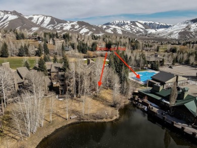 So many benefits to this great condo!  Single level, at the end on Elkhorn Golf Club in Idaho - for sale on GolfHomes.com, golf home, golf lot