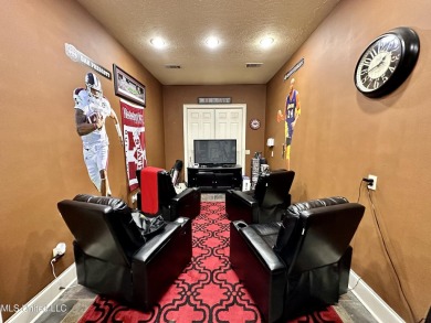 Looking for a great location and quiet street in Reunion? Vinca on Reunion Golf Club in Mississippi - for sale on GolfHomes.com, golf home, golf lot