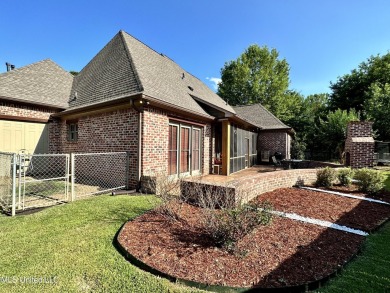 Looking for a great location and quiet street in Reunion? Vinca on Reunion Golf Club in Mississippi - for sale on GolfHomes.com, golf home, golf lot