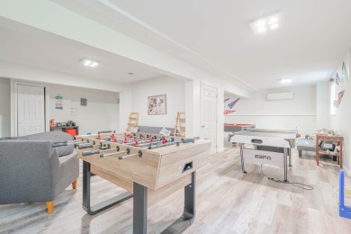 This beautifully renovated 3-bedroom, 3-bathroom home is the on Pocono Farms Country Club in Pennsylvania - for sale on GolfHomes.com, golf home, golf lot