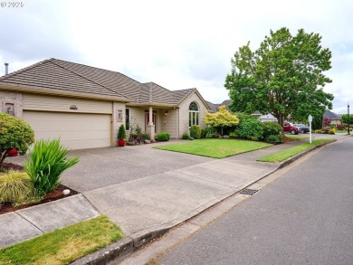 Beautiful Single-Level Home on the 12th Fairway in Tukwila Golf on Tukwila OGA Golf Course in Oregon - for sale on GolfHomes.com, golf home, golf lot