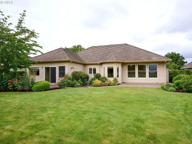 Beautiful Single-Level Home on the 12th Fairway in Tukwila Golf on Tukwila OGA Golf Course in Oregon - for sale on GolfHomes.com, golf home, golf lot