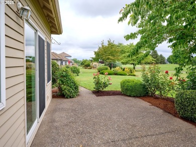 Beautiful Single-Level Home on the 12th Fairway in Tukwila Golf on Tukwila OGA Golf Course in Oregon - for sale on GolfHomes.com, golf home, golf lot