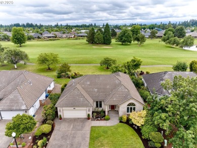 Beautiful Single-Level Home on the 12th Fairway in Tukwila Golf on Tukwila OGA Golf Course in Oregon - for sale on GolfHomes.com, golf home, golf lot
