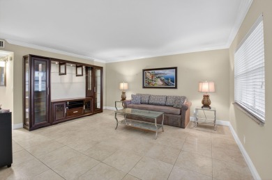 Move In Ready! 1st floor corner unit with 2 bedrooms & 2 full on Kings Point Golf -Flanders Way in Florida - for sale on GolfHomes.com, golf home, golf lot