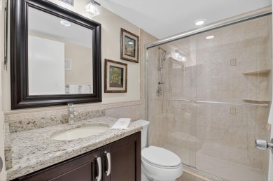 Move In Ready! 1st floor corner unit with 2 bedrooms & 2 full on Kings Point Golf -Flanders Way in Florida - for sale on GolfHomes.com, golf home, golf lot