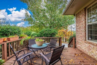 Welcome to this beautiful 3-bedroom, 2-bathroom home, ideally on Pleasant Valley Country Club in Arkansas - for sale on GolfHomes.com, golf home, golf lot