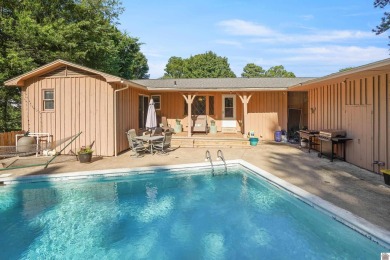 Welcome to the Southern dream everyone's been waiting for! This on Mayfield-Graves Country Club in Kentucky - for sale on GolfHomes.com, golf home, golf lot