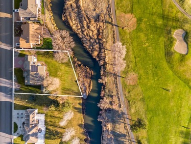 Welcome to this beautiful Prineville retreat set on nearly half on Meadow Lakes Golf Course in Oregon - for sale on GolfHomes.com, golf home, golf lot