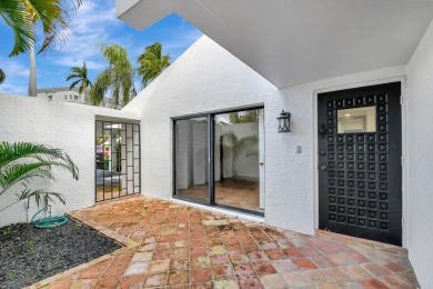 Charming 2 bedroom, 2 bathroom Villa, covered parking for 2 on The President Country Club in Florida - for sale on GolfHomes.com, golf home, golf lot