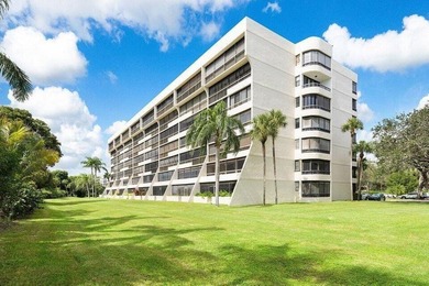 Beautifully renovated corner residence combining the comfort of on The Country Club At Boca Raton in Florida - for sale on GolfHomes.com, golf home, golf lot