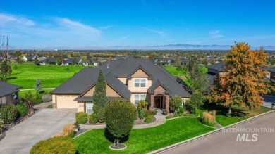 Motivated sellers! This stunning 5-bedroom, 2.5-bathroom custom on Hunters Point Golf Club in Idaho - for sale on GolfHomes.com, golf home, golf lot