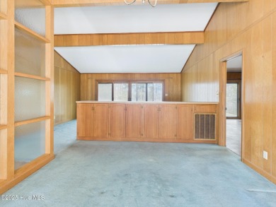 Welcome to an investor's dream! This offering includes a on Whispering Pines Golf Course in North Carolina - for sale on GolfHomes.com, golf home, golf lot