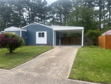 UPDATED 3 bedroom, 1 bath home with a detached garage is waiting on Bide-A-Wee Golf Course in Virginia - for sale on GolfHomes.com, golf home, golf lot