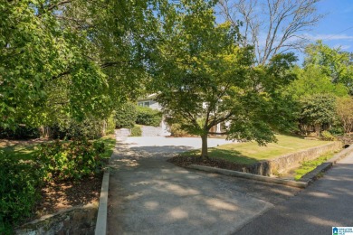 This charming 2BR/2BA home is all about LOCATION--walk to East on Vestavia Golf and Country Club in Alabama - for sale on GolfHomes.com, golf home, golf lot