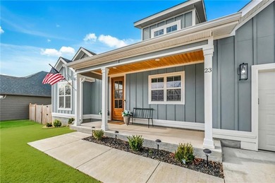 Situated perfectly on a rare FLAT double lot totaling over half on Bella Vista Country Club - Highlands in Arkansas - for sale on GolfHomes.com, golf home, golf lot