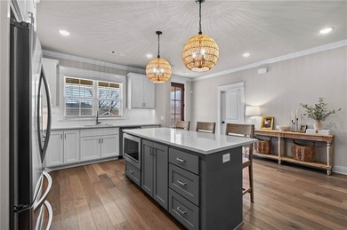 Situated perfectly on a rare FLAT double lot totaling over half on Bella Vista Country Club - Highlands in Arkansas - for sale on GolfHomes.com, golf home, golf lot